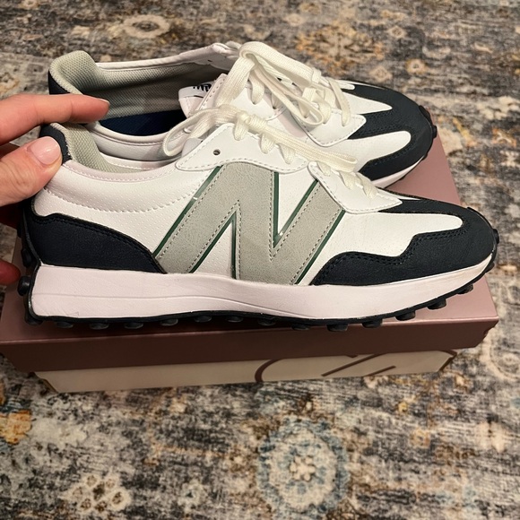 New Balance & CALIA Women's 327 Golf Shoes size 8.5 worn once - Picture 10 of 12